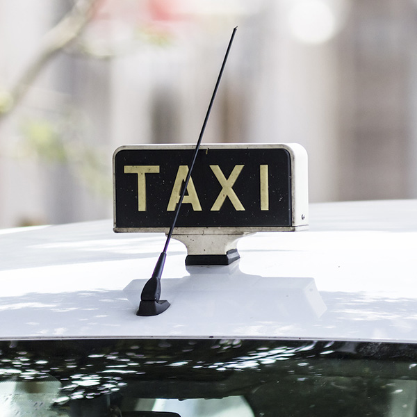 il-busciolotto-locanda-santa-teresa-gallura-servizio-taxi